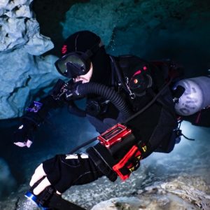 Cave Diving CCR